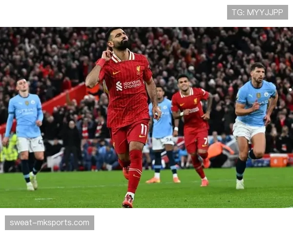 凯恩转会大战升级，曼城利物浦欲夺英超射手王