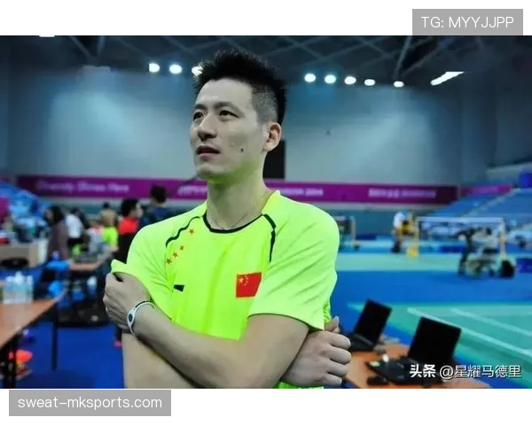 蔡赟当年打比赛赚的钱，现在住的别墅连羽毛球都舍不得打